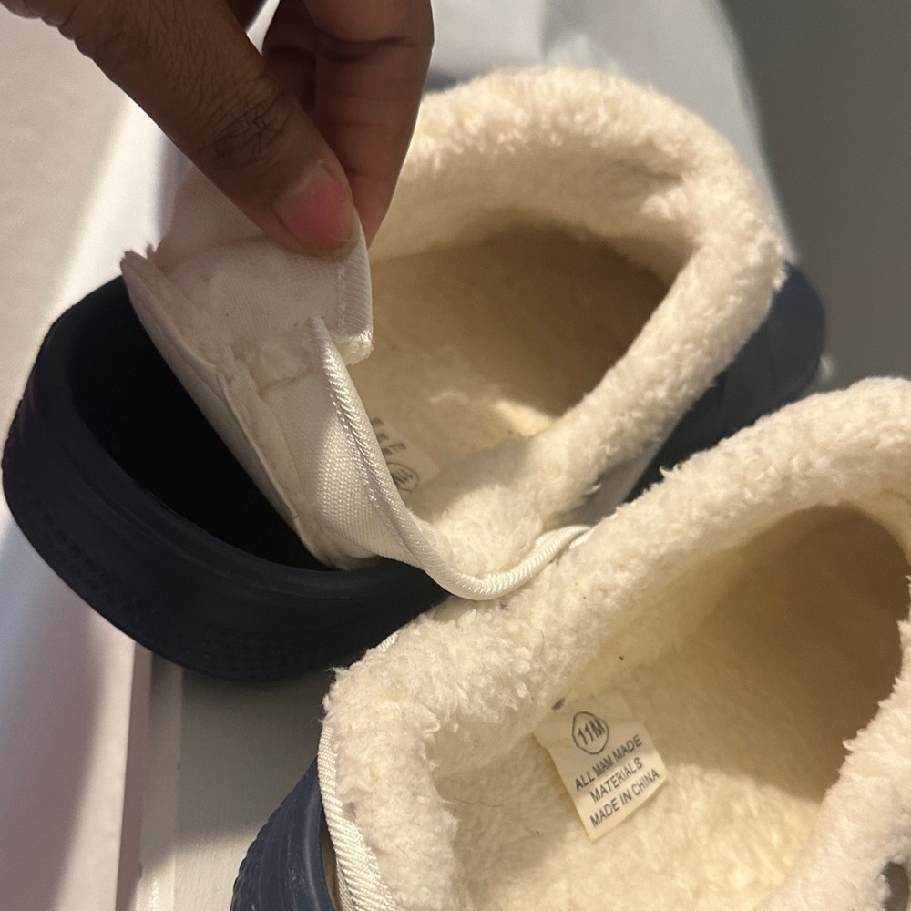 SHEIN Blue Fleece-Lined Slippers - Picture 4 of 7